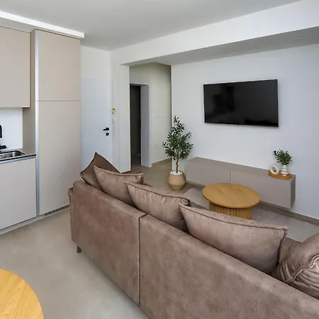 Angelo Apartment