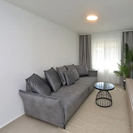 Angelo Apartment *