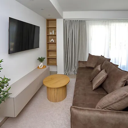 Angelo Apartment *